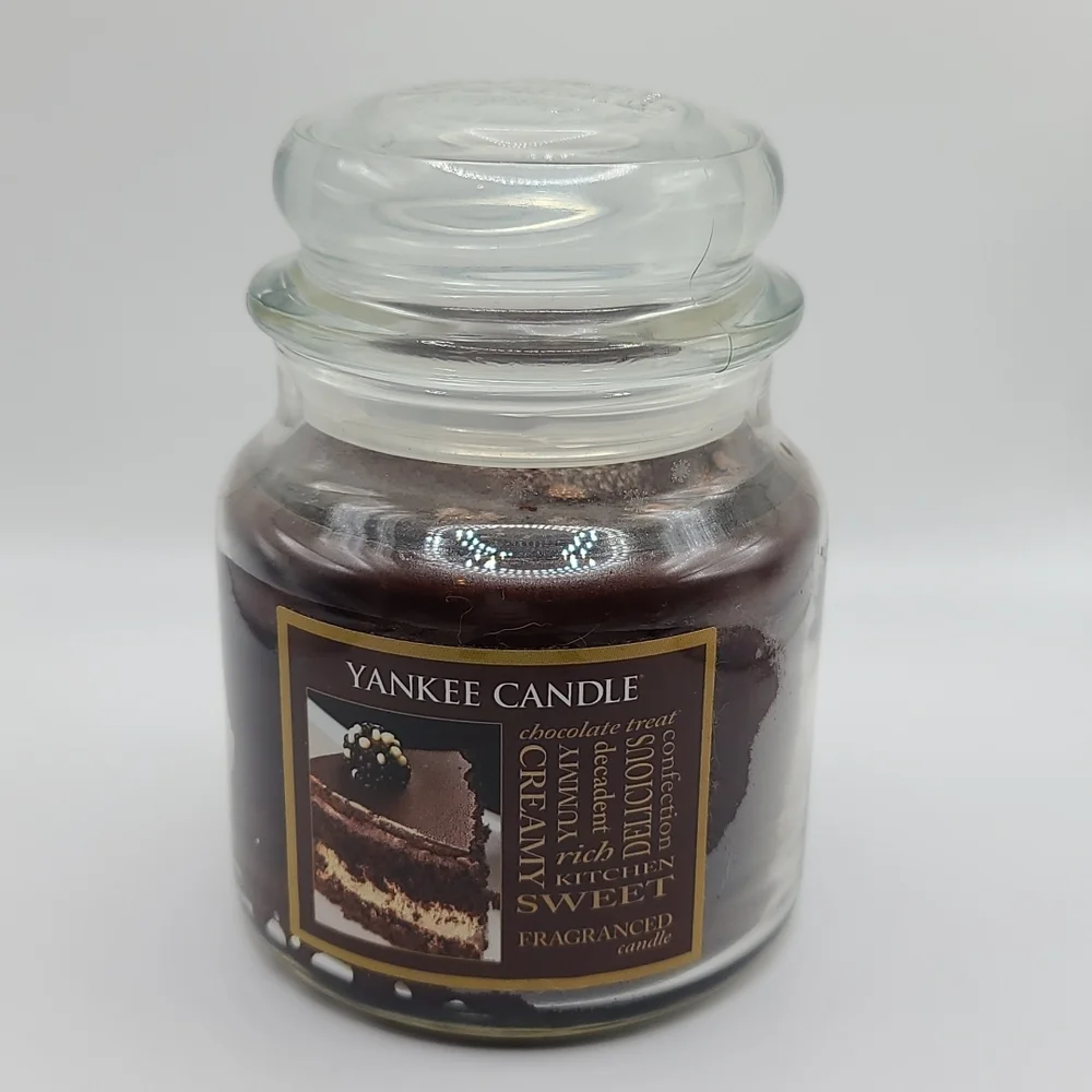 Yankee Candle Chocolate Treat Medium Housewarmer
